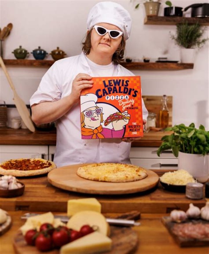 'I put Lewis Capaldi's 'Big Sexy' frozen pizzas to the test and they were surprisingly good' - Rachel Williams